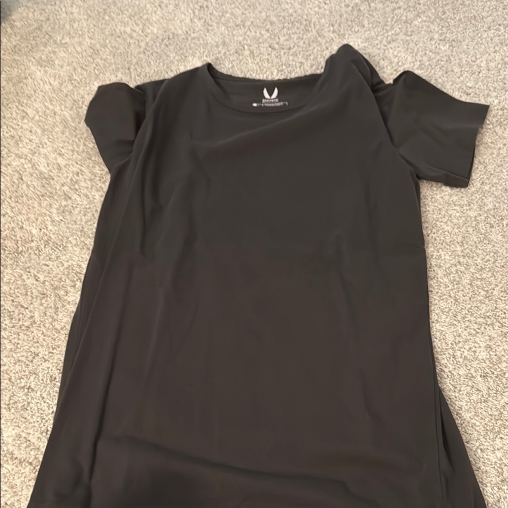Men’s Black Top